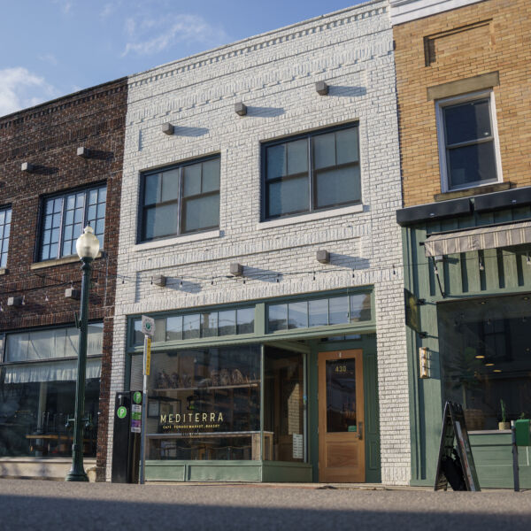 Kapnós Cigar Lounge exterior view on Sewickley streets."