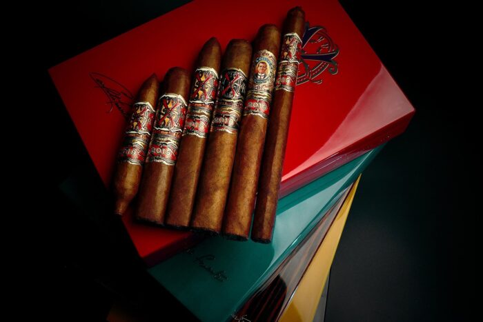 Opus 6  Red Assortment Elie Blu