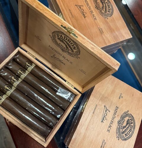Padron Black PB 99 Maduro 6  3/4x60